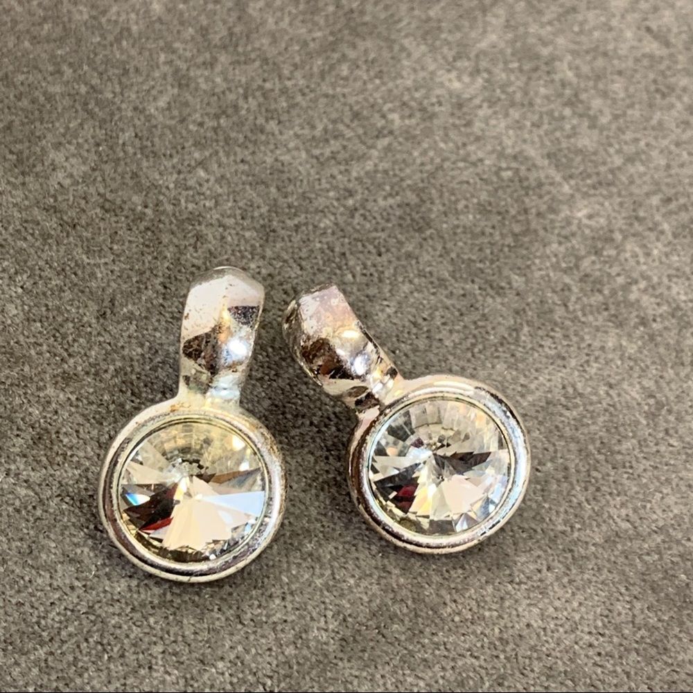 🛍3/$20 SILVERTONE circular round rhinestone stud earrings
